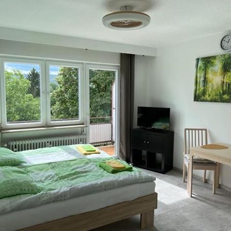 Ruhiges Und Klimatisiertes Apartment Stoccarda Esterno foto