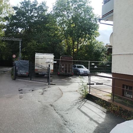 Ruhiges Und Klimatisiertes Apartment Stoccarda Esterno foto