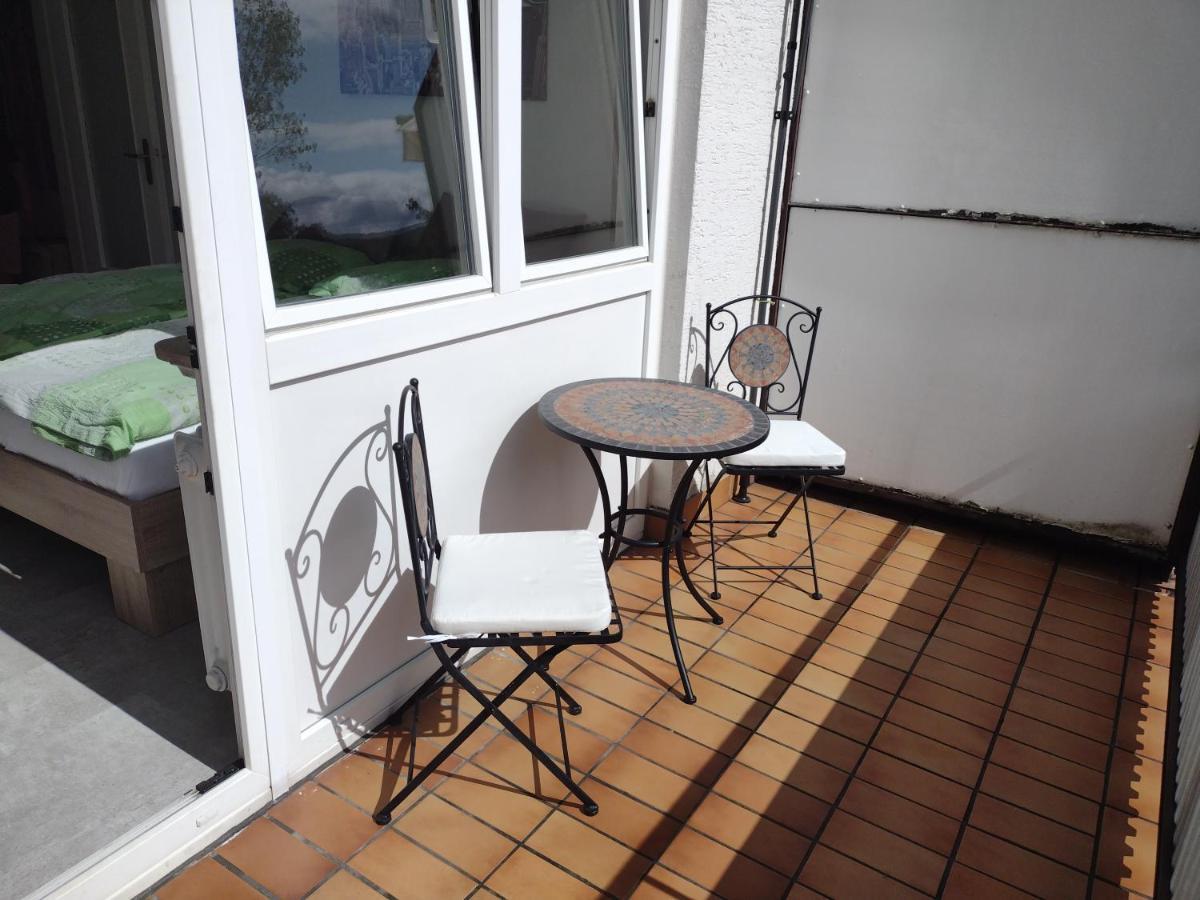 Ruhiges Und Klimatisiertes Apartment Stoccarda Esterno foto