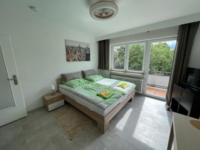 Ruhiges Und Klimatisiertes Apartment Stoccarda Esterno foto